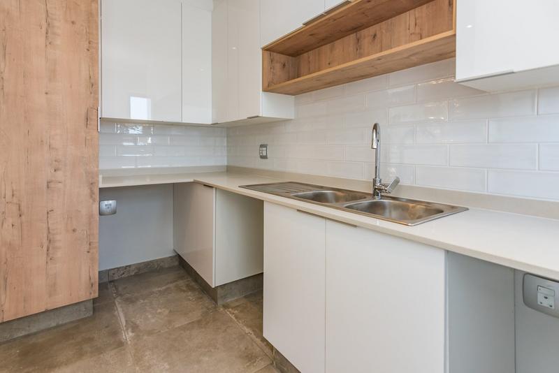 5 Bedroom Property for Sale in Chancliff Ridge Gauteng