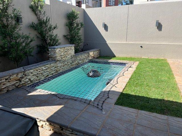 5 Bedroom Property for Sale in Chancliff Ridge Gauteng