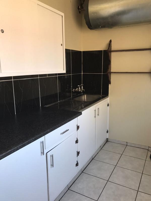 1 Bedroom Property for Sale in Sunnyside Gauteng