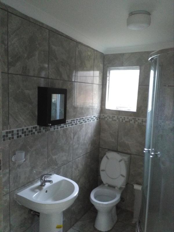 To Let 2 Bedroom Property for Rent in Primrose Gauteng
