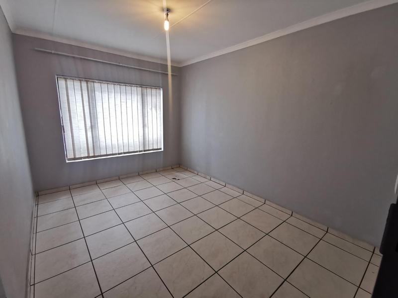 6 Bedroom Property for Sale in Riversdale Gauteng