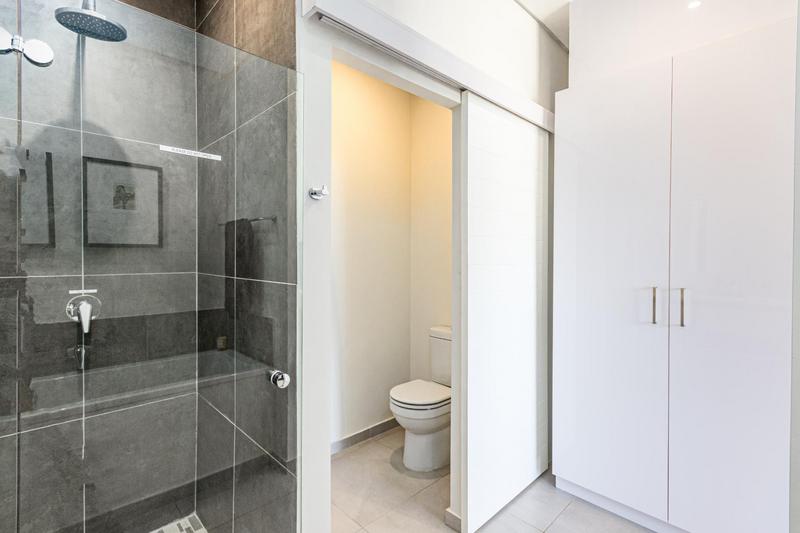 To Let 2 Bedroom Property for Rent in Glenadrienne Gauteng