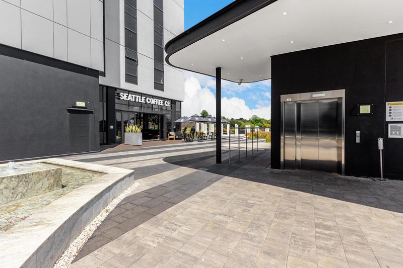 To Let 2 Bedroom Property for Rent in Glenadrienne Gauteng