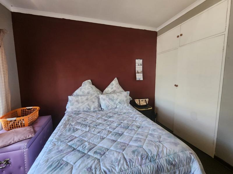 2 Bedroom Property for Sale in Randfontein Central Gauteng