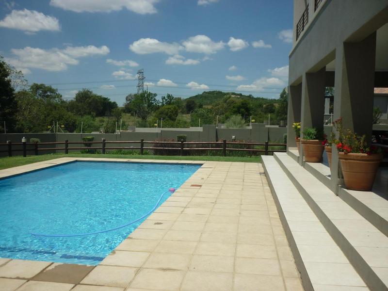 1 Bedroom Property for Sale in Lonehill Gauteng