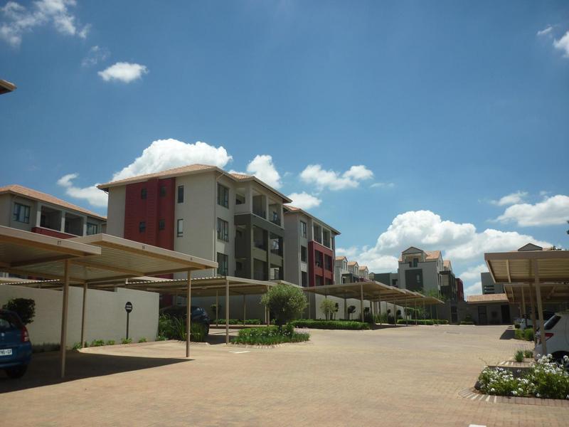 1 Bedroom Property for Sale in Lonehill Gauteng