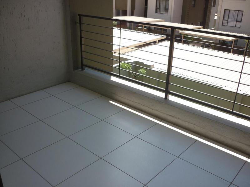 1 Bedroom Property for Sale in Lonehill Gauteng