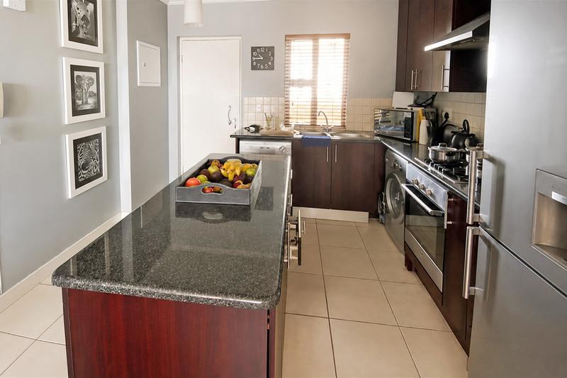 To Let 2 Bedroom Property for Rent in Morningside Gauteng