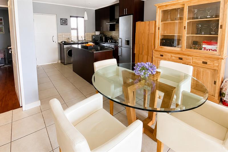 To Let 2 Bedroom Property for Rent in Morningside Gauteng