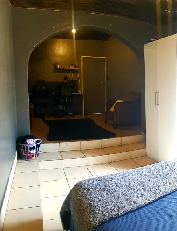 6 Bedroom Property for Sale in Claremont Gauteng