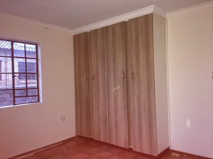 3 Bedroom Property for Sale in Mid Ennerdale Gauteng