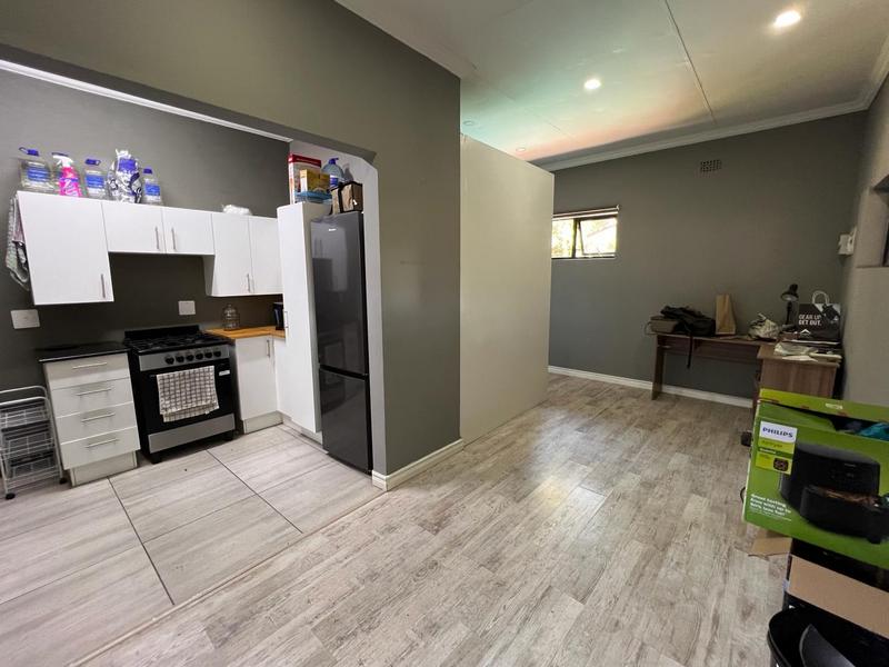 To Let 1 Bedroom Property for Rent in Northwold Gauteng