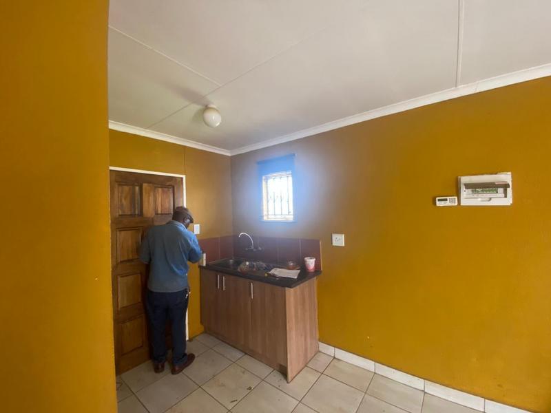 2 Bedroom Property for Sale in Windmill Park Gauteng