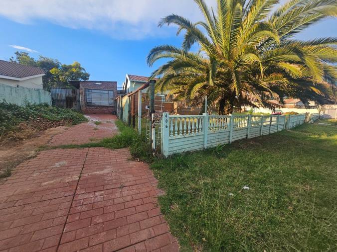 4 Bedroom Property for Sale in Erasmia Gauteng