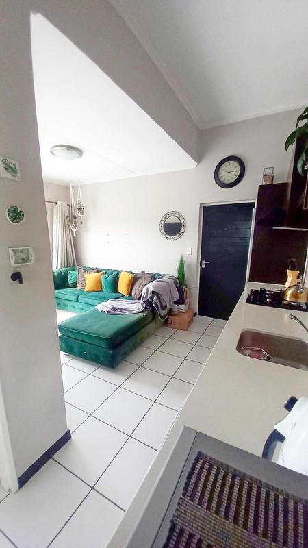 1 Bedroom Property for Sale in Greenstone Hill Gauteng