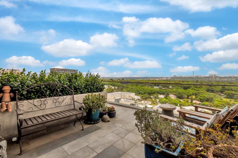 2 Bedroom Property for Sale in Rosebank Gauteng