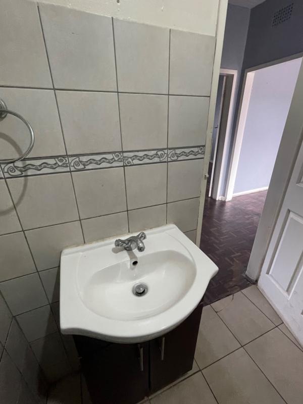 To Let 2 Bedroom Property for Rent in Wychwood Gauteng