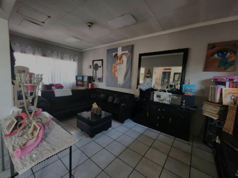 4 Bedroom Property for Sale in Booysens Gauteng