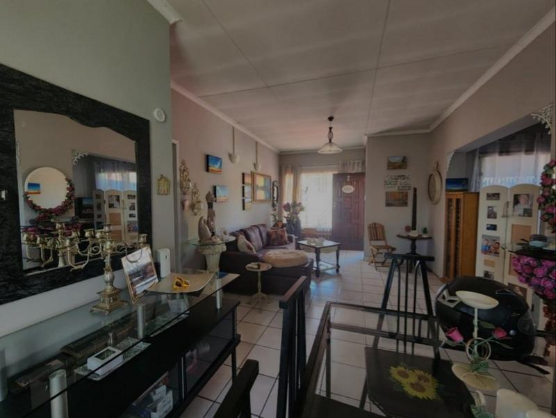 4 Bedroom Property for Sale in Booysens Gauteng