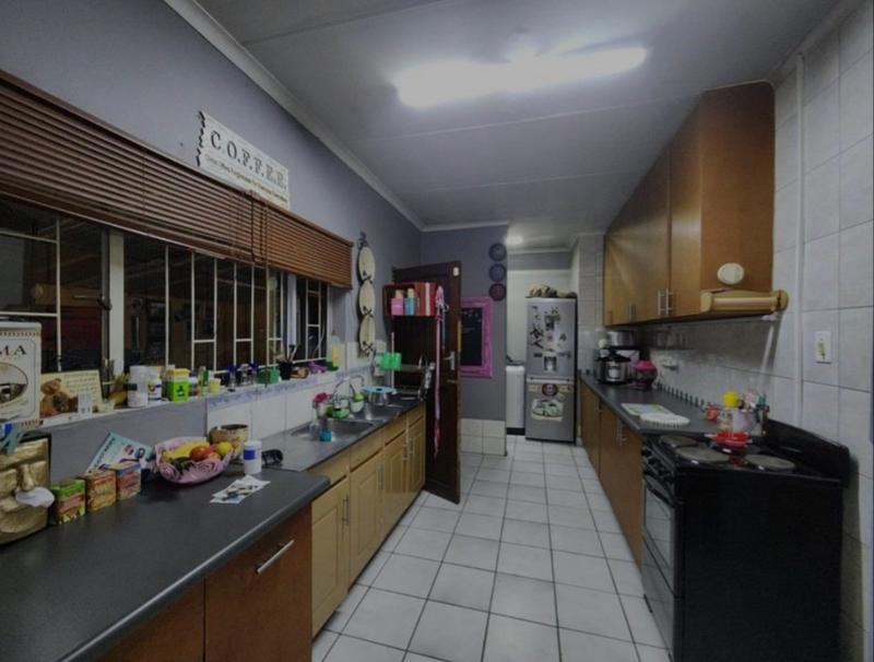 4 Bedroom Property for Sale in Booysens Gauteng