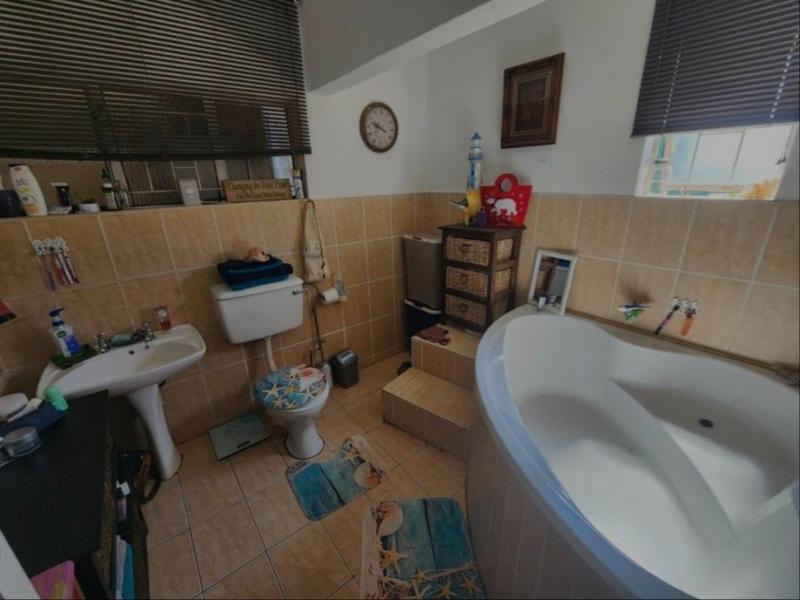 4 Bedroom Property for Sale in Booysens Gauteng