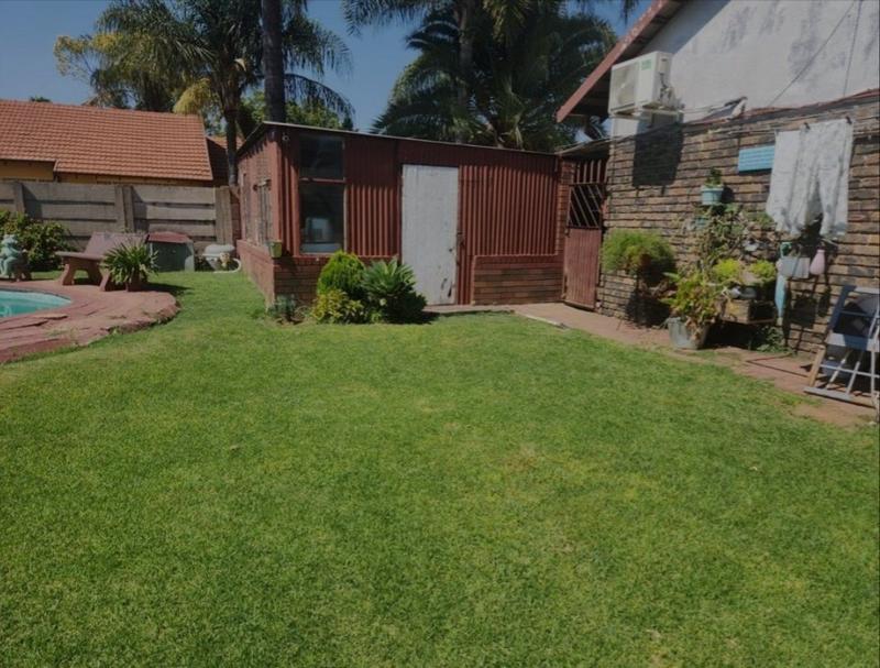 4 Bedroom Property for Sale in Booysens Gauteng