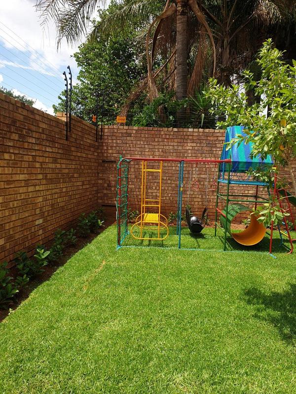 To Let 2 Bedroom Property for Rent in Lynnwood Gauteng