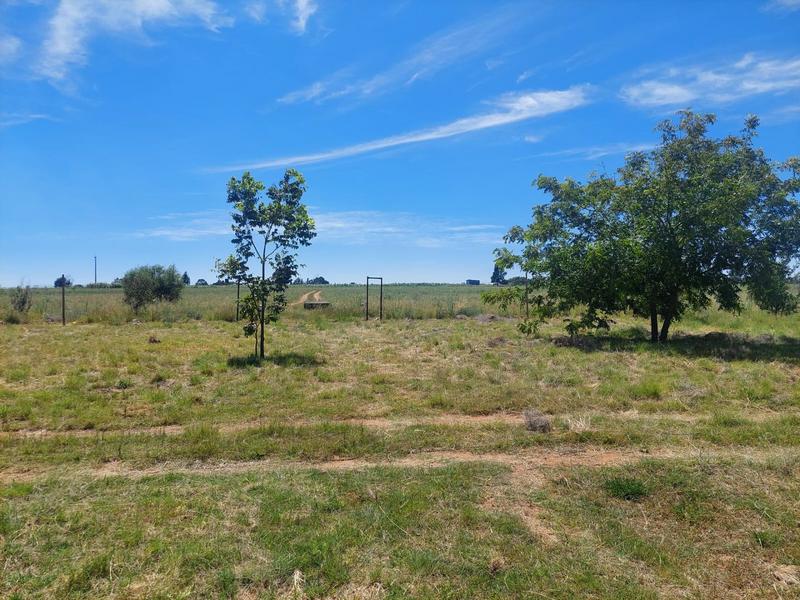 2 Bedroom Property for Sale in Rikasrus A H Gauteng