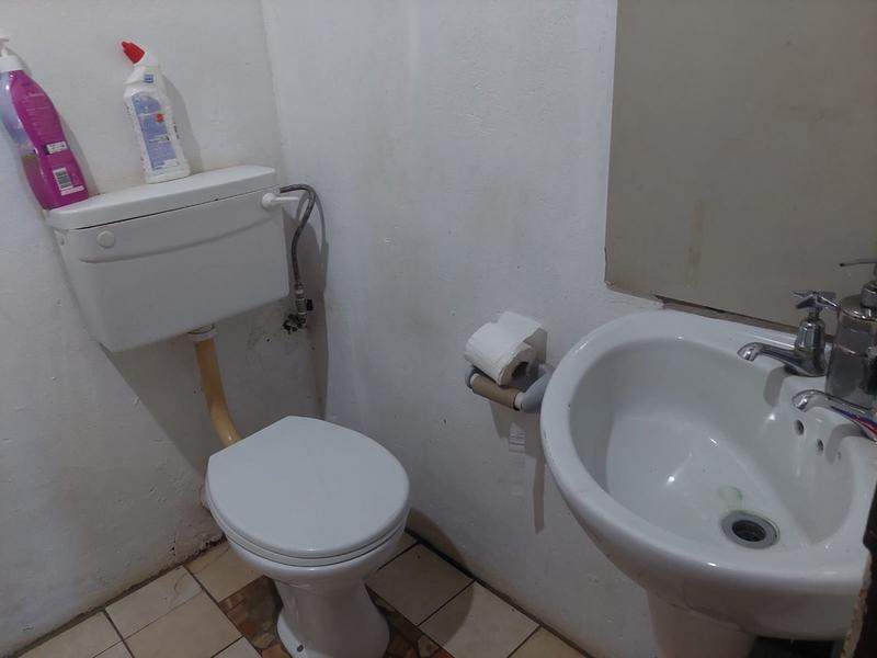 2 Bedroom Property for Sale in Rikasrus A H Gauteng