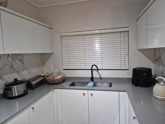 To Let 3 Bedroom Property for Rent in Waterfall Gauteng