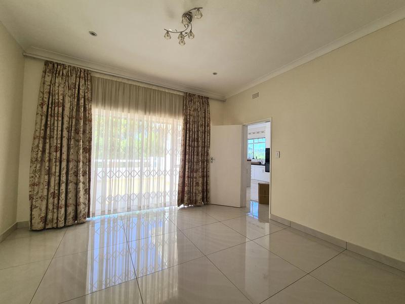 To Let 4 Bedroom Property for Rent in Dewetshof Gauteng