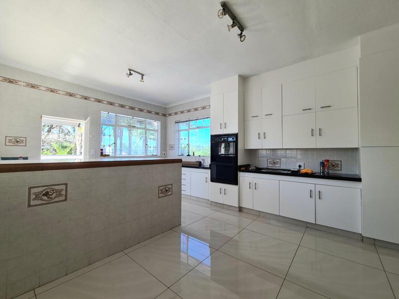 To Let 4 Bedroom Property for Rent in Dewetshof Gauteng