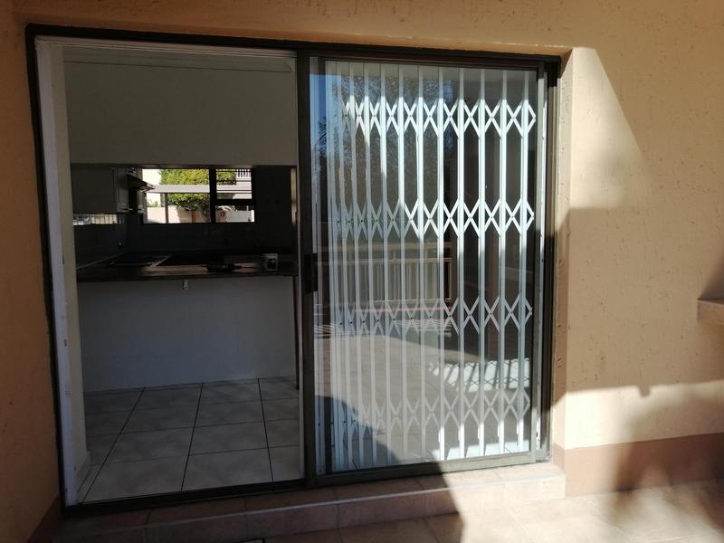 To Let 4 Bedroom Property for Rent in Dewetshof Gauteng