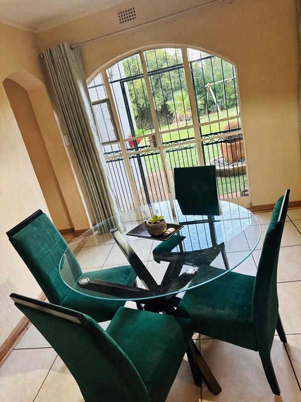 4 Bedroom Property for Sale in Robinpark Gauteng
