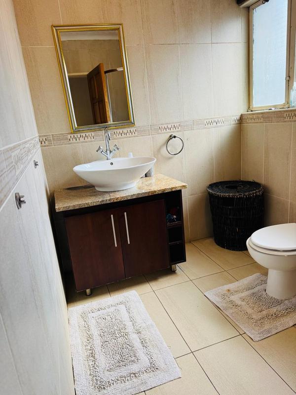 4 Bedroom Property for Sale in Robinpark Gauteng