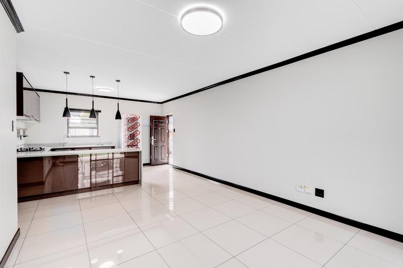 3 Bedroom Property for Sale in Blue Hills Gauteng