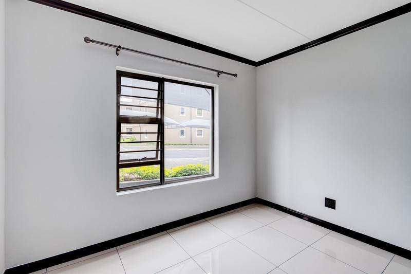 3 Bedroom Property for Sale in Blue Hills Gauteng