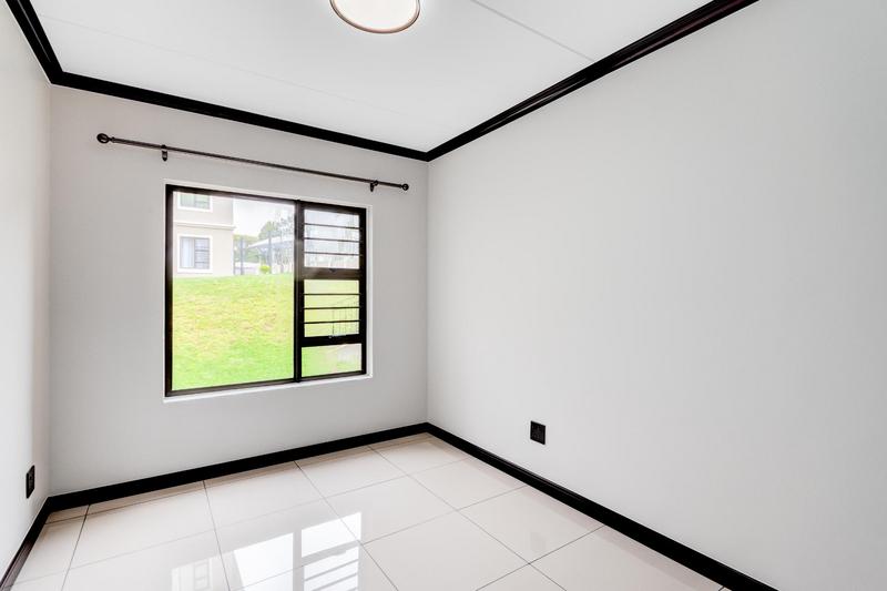 3 Bedroom Property for Sale in Blue Hills Gauteng