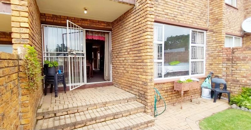 4 Bedroom Property for Sale in Birch Acres Gauteng