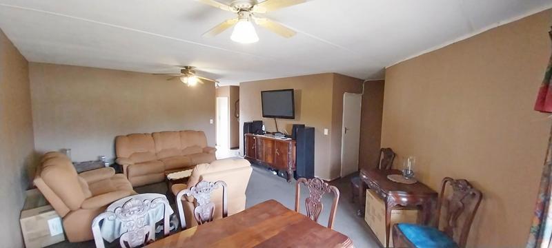 4 Bedroom Property for Sale in Birch Acres Gauteng