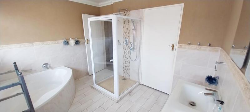 4 Bedroom Property for Sale in Birch Acres Gauteng