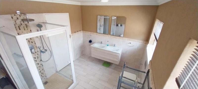 4 Bedroom Property for Sale in Birch Acres Gauteng