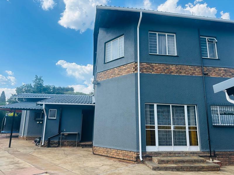 5 Bedroom Property for Sale in Doringkloof Gauteng