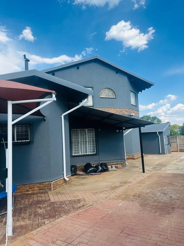 5 Bedroom Property for Sale in Doringkloof Gauteng