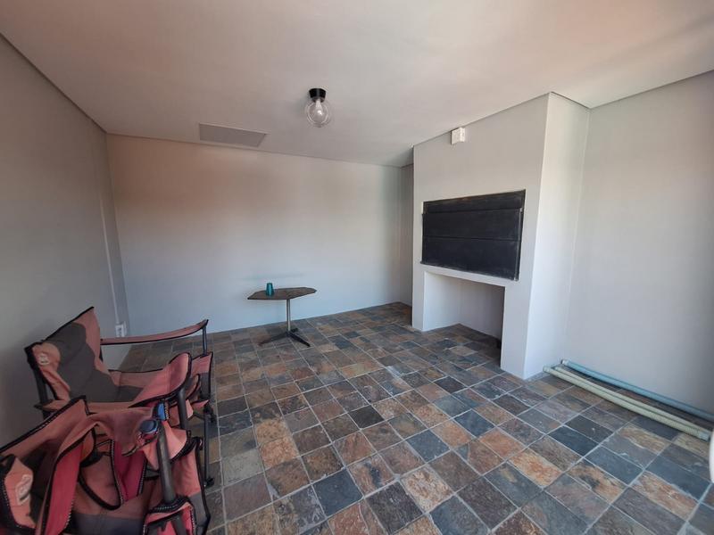 5 Bedroom Property for Sale in Doringkloof Gauteng