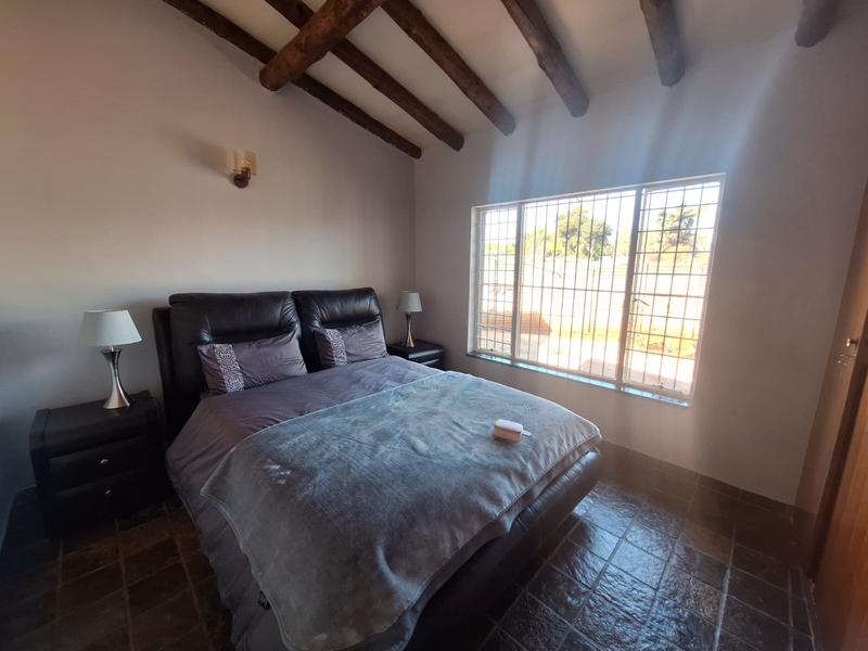 5 Bedroom Property for Sale in Doringkloof Gauteng