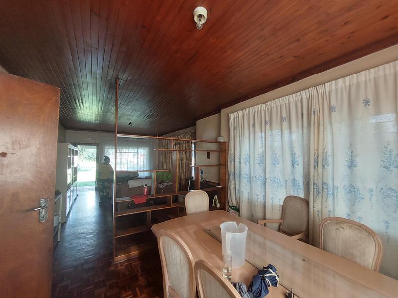 5 Bedroom Property for Sale in Laudium Gauteng