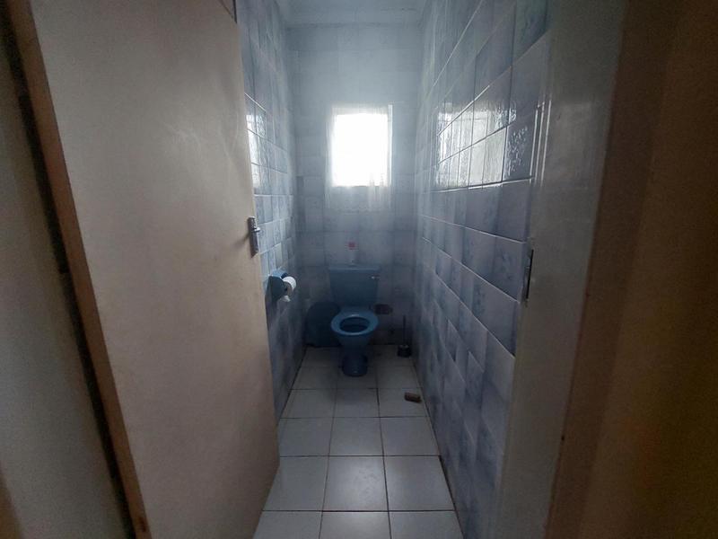 5 Bedroom Property for Sale in Laudium Gauteng