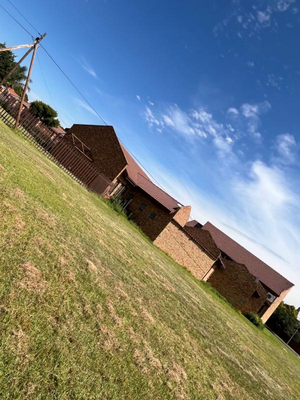0 Bedroom Property for Sale in Freeway Park Gauteng