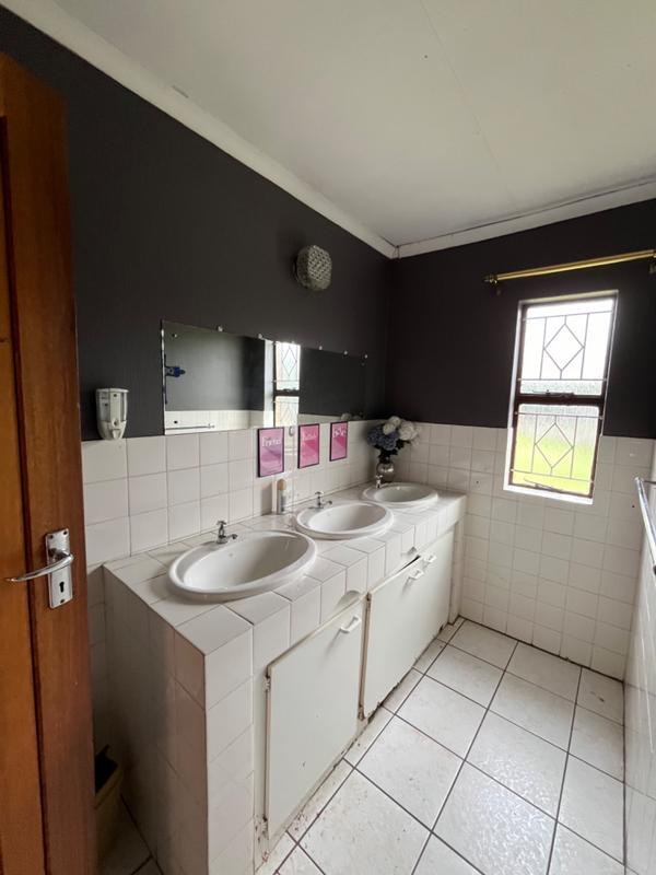 0 Bedroom Property for Sale in Freeway Park Gauteng